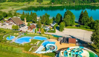 Camping Les Fuvettes 5 étoiles à Malbuisson au bord du lac de Saint-Point