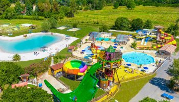 Camping Le Paradis de Bazas 5 étoiles à Bazas en Gironde