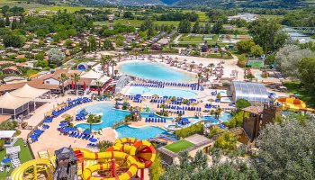 Camping Le Sagittaire 5 étoiles à Vinsobres en Drôme Provençale