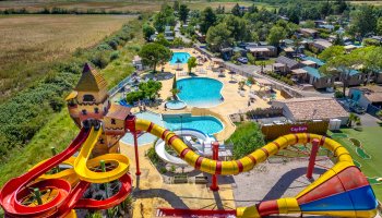 Camping Fleur de Camargue 5 étoiles à Saint-Laurent-d'Aigouze en Camargue gardoise