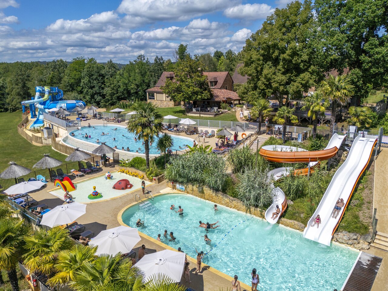 Camping Linotte 4 étoiles à Le Bugue en Dordogne