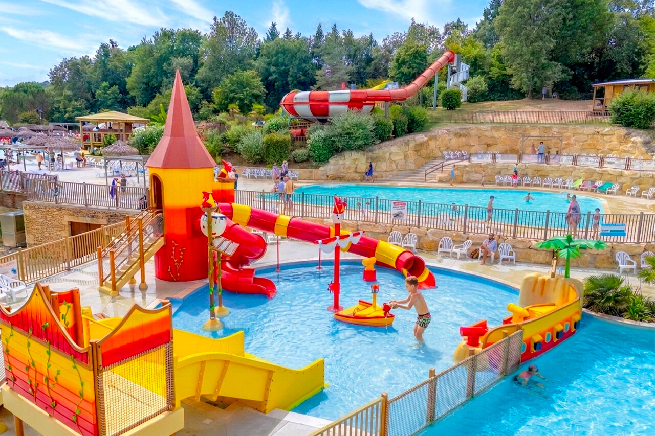 Parc aquatique du Camping Le Moulinal