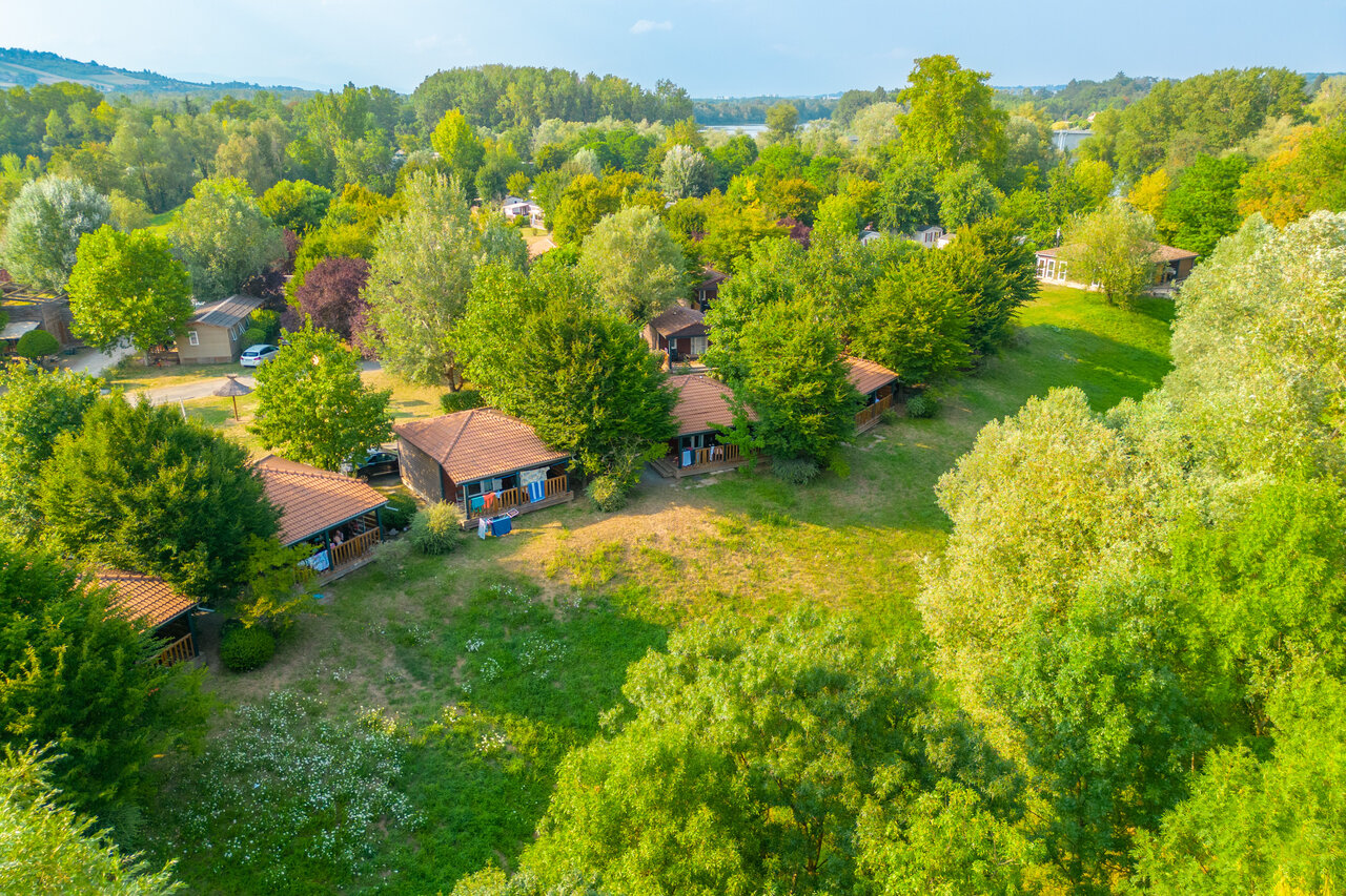Jeux pour enfants au Camping Les Portes du Beaujolais