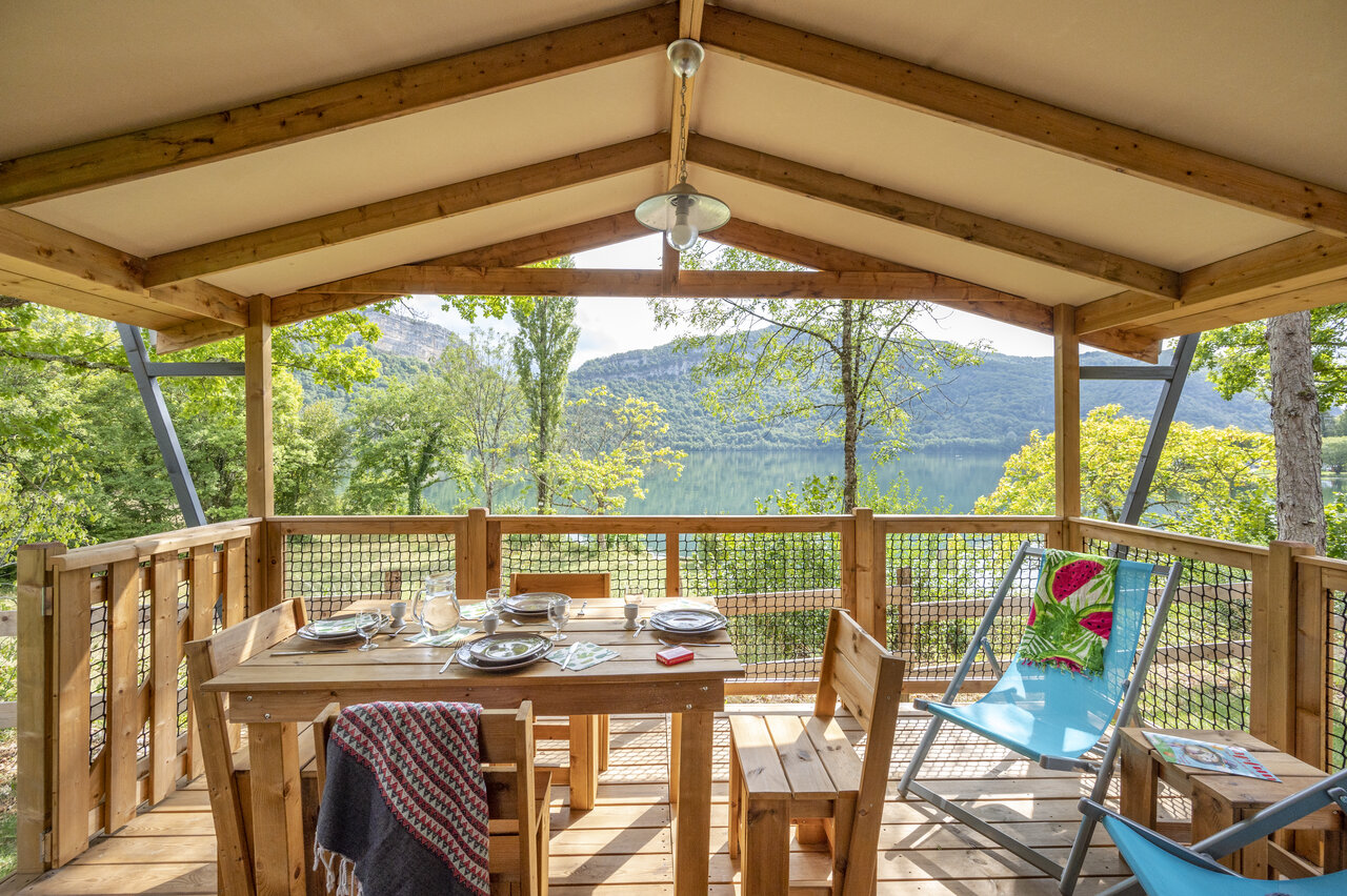 Vue d'ensemble du Camping Chancia au bord du Lac de Coiselet
