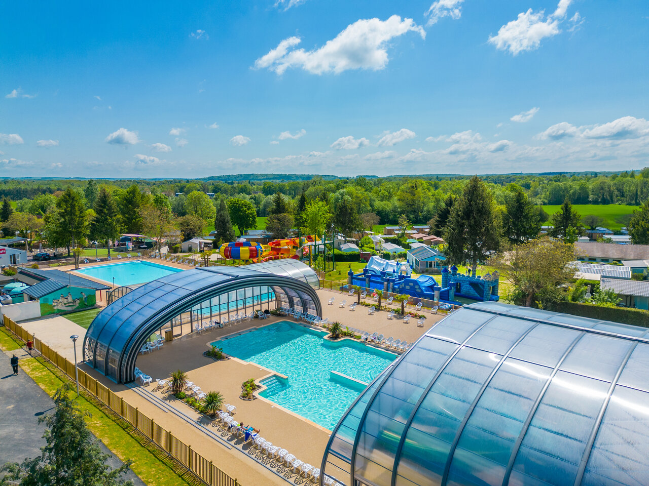 Emplacements du Camping Le Village Parisien