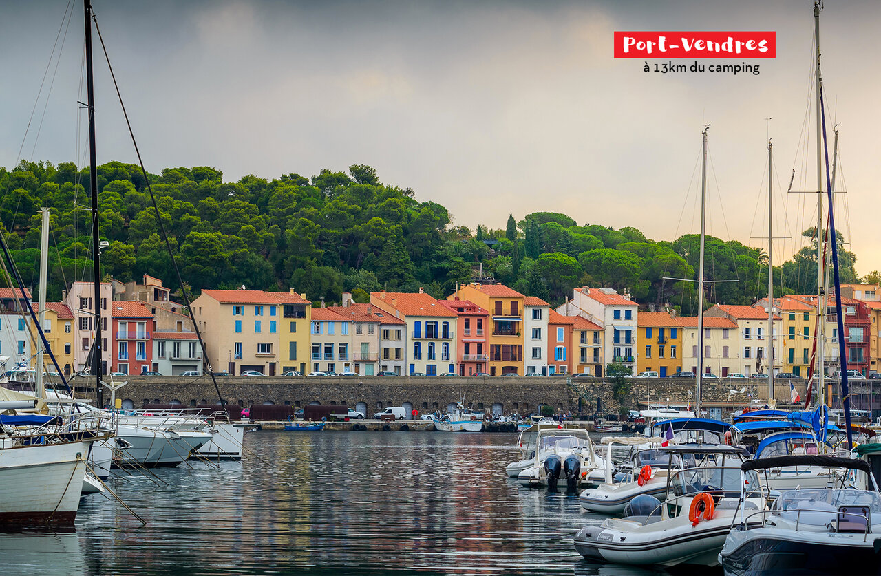 Terrasse du Camping Paris Roussillon
