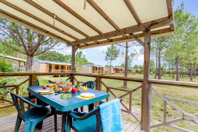 Mobil-home Sun Top Presta — Camping La Pomme de Pin