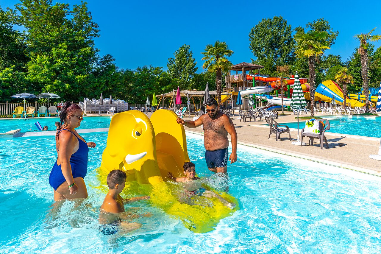 Jeux pour enfants au Camping Duravel