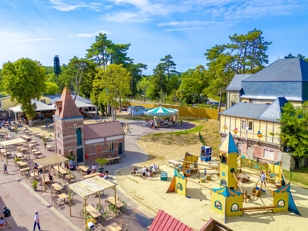 Club enfants au Camping Dune Fleurie