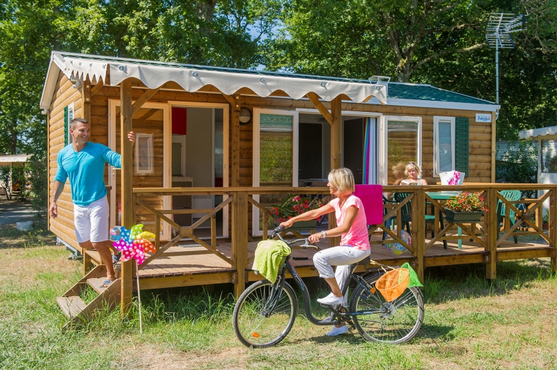 Mobil-home Sun Top Presta — Camping Le Roumingue