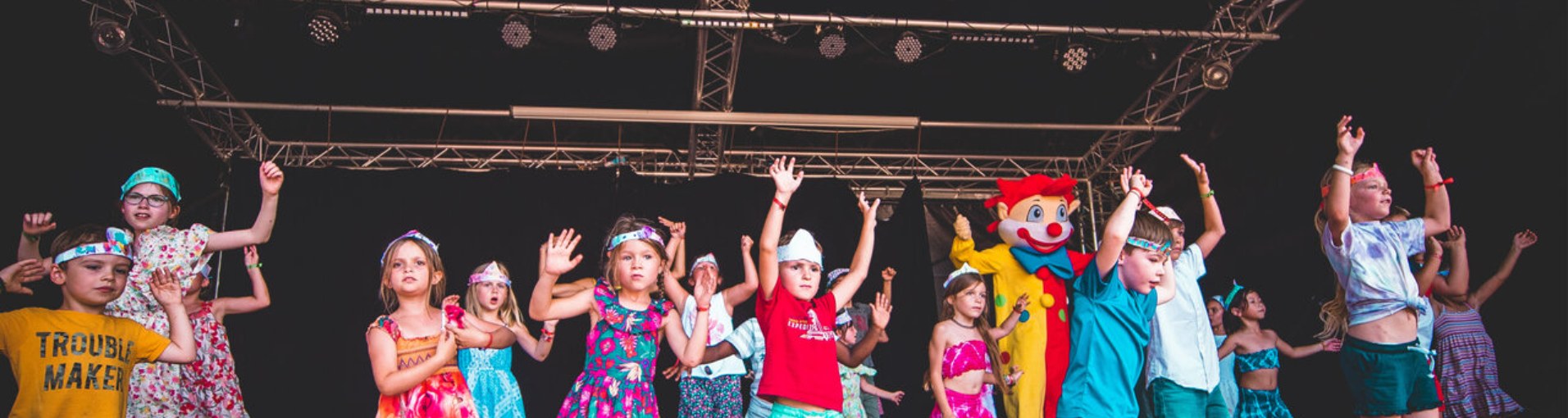 Camping Les Chênes 4 étoiles avec parc aquatique à Médis en Charente-Maritime