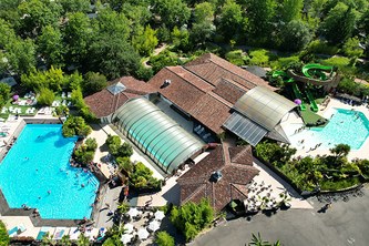 Piscine couverte chauffée du Camping Sen-Yan à Mézos