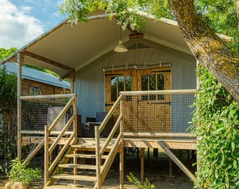 Hébergement Cabane Confort Premium 5 personnes 2 chambres au Camping Sunêlia Les Pins à Argelès-sur-Mer