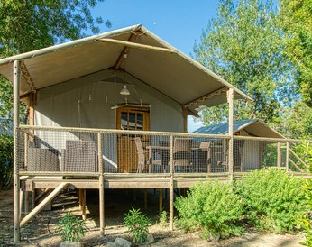 Hébergement Cabane Prestige Premium 6/7 personnes 3 chambres au Camping Sunêlia Les Pins à Argelès-sur-Mer