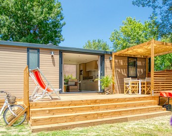 Hébergement Sunêlia Luxe 6 personnes 3 chambres 2 sdb au Camping Sunêlia Les Pins à Argelès-sur-Mer