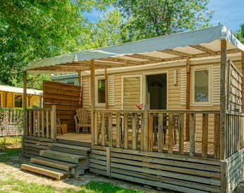 Hébergement Sunêlia Prestige Premium 6 personnes 3 chambres au Camping Sunêlia Les Pins à Argelès-sur-Mer